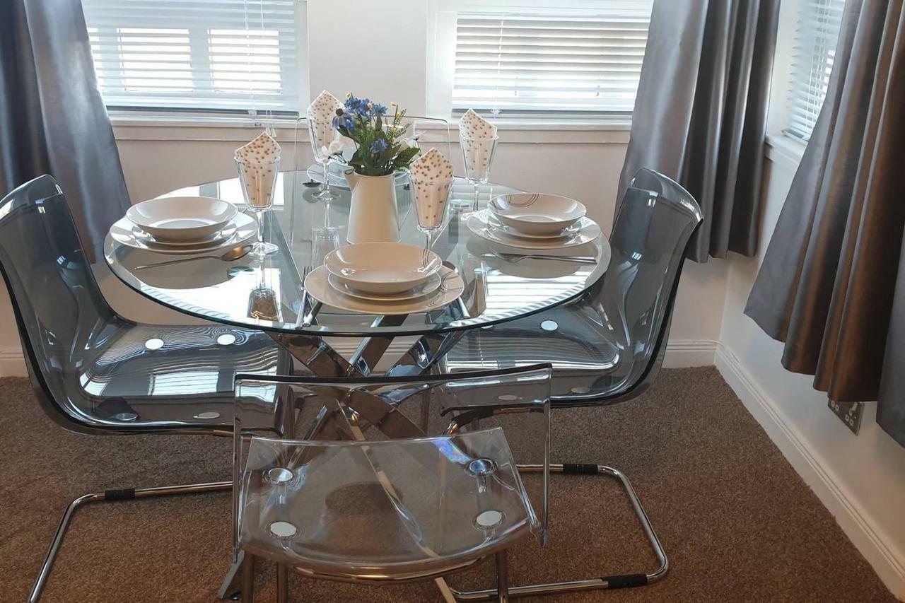 The Beach Apartment, Near Outlander Location เคิร์กคาลดี ภายนอก รูปภาพ