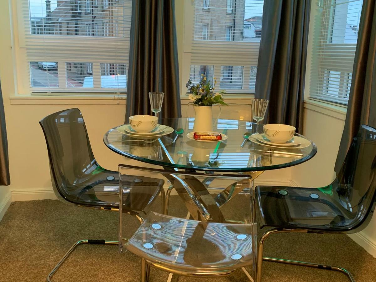 The Beach Apartment, Near Outlander Location เคิร์กคาลดี ภายนอก รูปภาพ